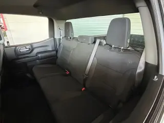 Chevrolet Silverado 1500 2025 4x4 Custom 4dr Crew Cab 5.8 ft. SB