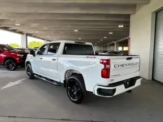 Chevrolet Silverado 1500 2025 4x4 Custom 4dr Crew Cab 5.8 ft. SB
