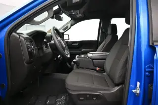 Chevrolet Silverado 1500 2025 4x2 Custom 4dr Crew Cab 5.8 ft. SB