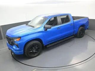 Chevrolet Silverado 1500 2025 4x2 Custom 4dr Crew Cab 5.8 ft. SB