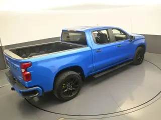 Chevrolet Silverado 1500 2025 4x2 Custom 4dr Crew Cab 5.8 ft. SB