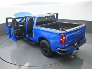 Chevrolet Silverado 1500 2025 4x2 Custom 4dr Crew Cab 5.8 ft. SB