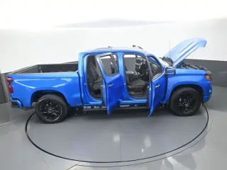 Chevrolet Silverado 1500 2025 4x2 Custom 4dr Crew Cab 5.8 ft. SB