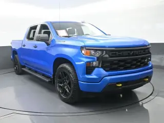 Chevrolet Silverado 1500 2025 4x2 Custom 4dr Crew Cab 5.8 ft. SB