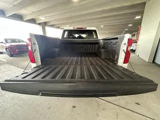 Chevrolet Silverado 1500 2023 4x2 RST 4dr Crew Cab 5.8 ft. SB