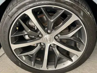 Honda Civic 2024 Touring 4dr Sedan