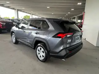 Toyota RAV4 2025 LE 4dr SUV