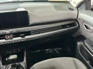 Kia K4 2025 LXS 4dr Sedan