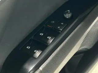Toyota Camry Hybrid 2020 LE 4dr Sedan