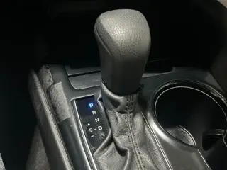 Toyota Camry Hybrid 2020 LE 4dr Sedan