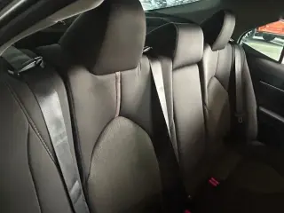Toyota Camry Hybrid 2020 LE 4dr Sedan