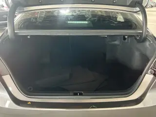 Toyota Camry Hybrid 2020 LE 4dr Sedan