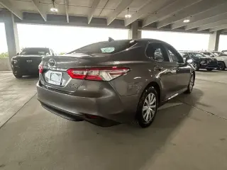 Toyota Camry Hybrid 2020 LE 4dr Sedan