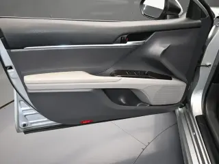 Toyota Camry 2021 AWD SE 4dr Sedan