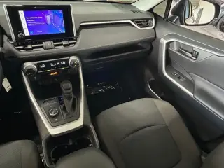 Toyota RAV4 Hybrid 2025 AWD LE 4dr SUV