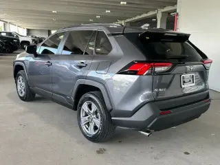 Toyota RAV4 Hybrid 2025 AWD LE 4dr SUV