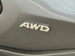 Toyota RAV4 Hybrid 2025 AWD LE 4dr SUV