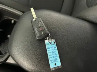 Toyota RAV4 Hybrid 2025 AWD LE 4dr SUV
