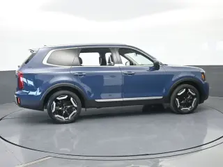 Kia Telluride 2024 S 4dr SUV