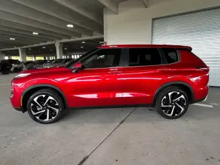 Mitsubishi Outlander 2024 SE 4dr SUV