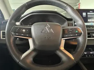 Mitsubishi Outlander 2024 SE 4dr SUV