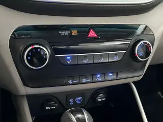 Hyundai TUCSON 2021 SE 4dr SUV