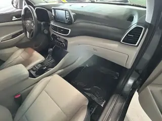 Hyundai TUCSON 2021 SE 4dr SUV