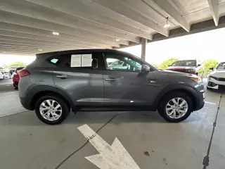 Hyundai TUCSON 2021 SE 4dr SUV
