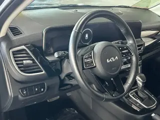 Kia Seltos 2024 S 4dr SUV