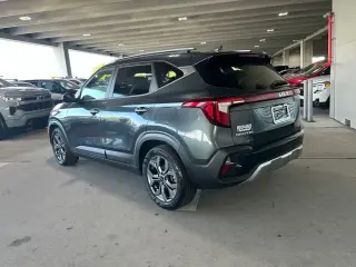 Kia Seltos 2024 S 4dr SUV