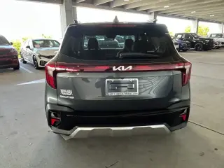 Kia Seltos 2024 S 4dr SUV