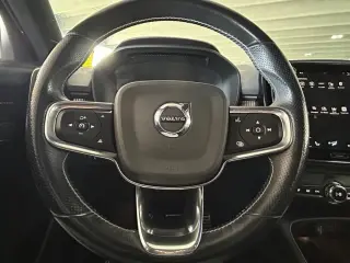 Volvo XC40 2021 AWD T5 R-Design 4dr SUV