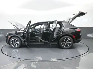Chevrolet Equinox EV 2026 LT 2 4dr SUV