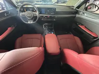 Kia K5 2025 GT-Line 4dr Sedan