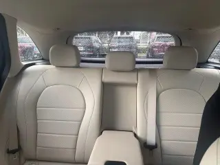 Mercedes-Benz GLC 2021 GLC 300 4dr SUV