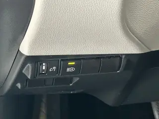 Toyota Corolla Cross 2024 L 4dr Crossover
