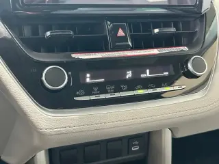 Toyota Corolla Cross 2024 L 4dr Crossover