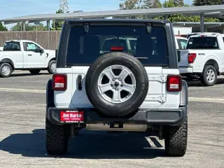 Jeep Wrangler Unlimited 2020 4x4 Willys Sport 4dr SUV