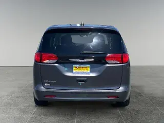 Chrysler Voyager 2023 LX 4dr Mini-Van