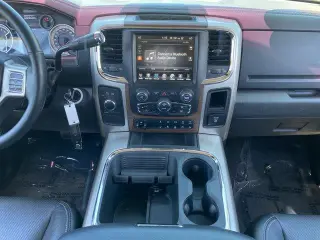 Ram 2500 2017 4x4 Laramie 4dr Crew Cab 6.3 ft. SB Pickup