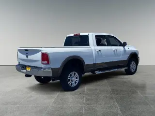 Ram 2500 2017 4x4 Laramie 4dr Crew Cab 6.3 ft. SB Pickup
