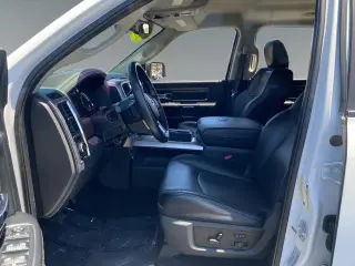 Ram 2500 2017 4x4 Laramie 4dr Crew Cab 6.3 ft. SB Pickup