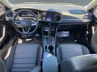 Volkswagen Jetta 2024 SE 4dr Sedan
