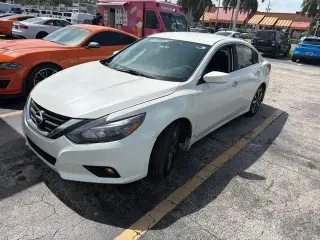 Nissan Altima 2017 2.5 SR 4dr Sedan