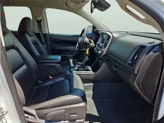 GMC Canyon 2021 4x4 AT4 4dr Crew Cab 5 ft. SB (Cloth)
