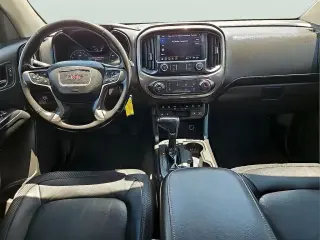 GMC Canyon 2021 4x4 AT4 4dr Crew Cab 5 ft. SB (Cloth)