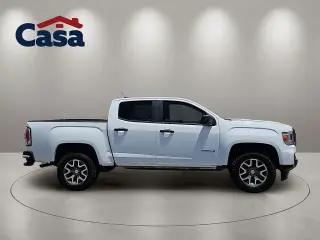 GMC Canyon 2021 4x4 AT4 4dr Crew Cab 5 ft. SB (Cloth)