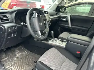 Toyota 4Runner 2024 4x2 SR5 4dr SUV