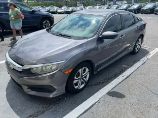 Honda Civic 2016 LX 4dr Sedan CVT