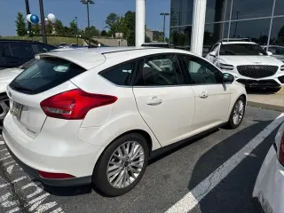 Ford Focus 2015 Titanium 4dr Hatchback